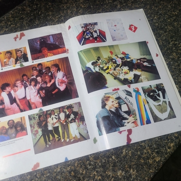 Duran Duran 1984 Collectible Tour/Lyric Books - Picture 4 of 12